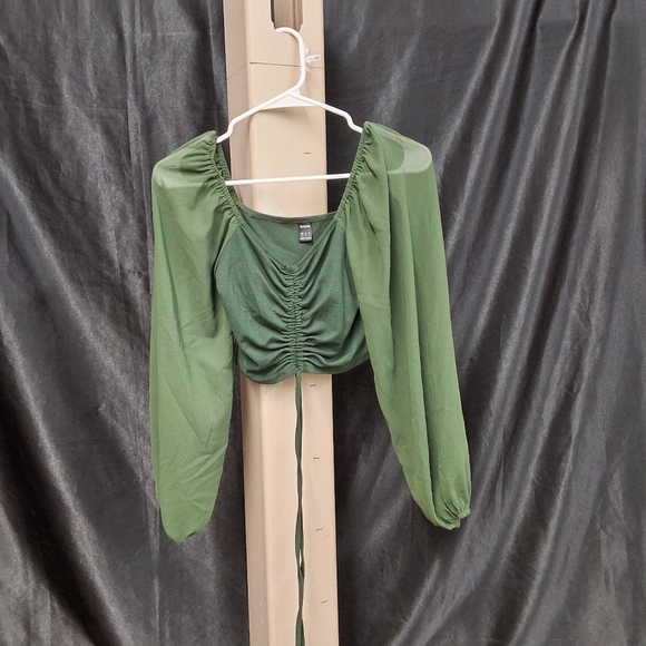 SHEIN Green Long Sleeve Crop Top W/ See Throgh Matetial On Arms - Picture 7 of 8